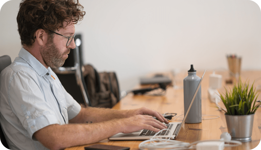 Kübe Coworking Lisboa | Mesas de Trabalho Privadas para Empresas e Equipas